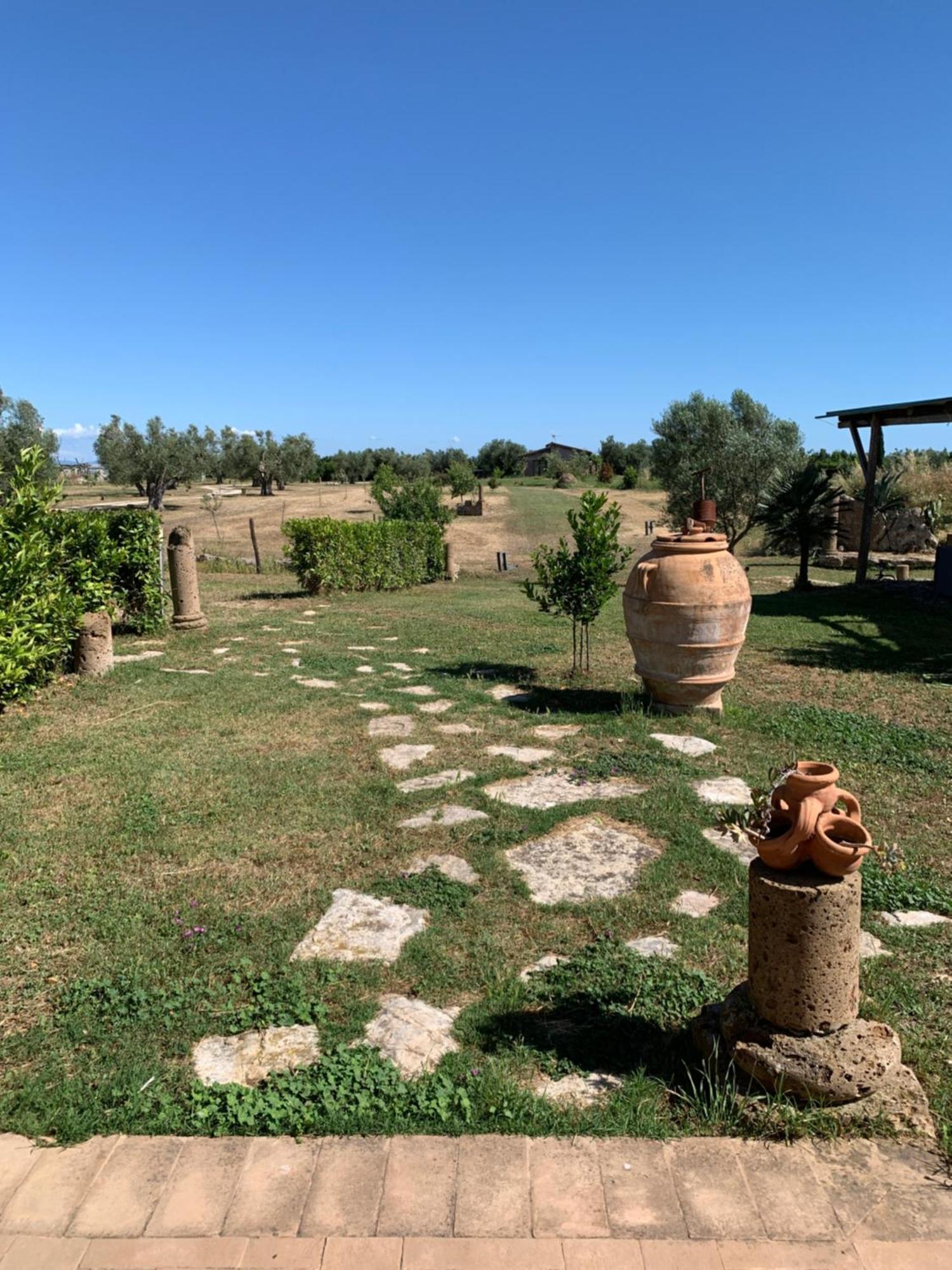 Resort Fonte Vulci Canino Exterior photo